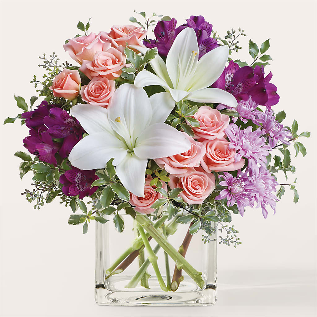 Mani Pedi Bouquet – BLOOM FLOWERS & EVENT RENTALS, Corona CA