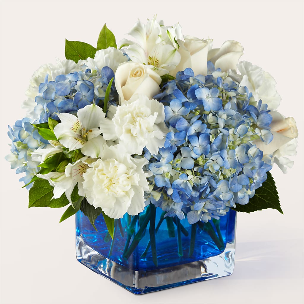 Soothing Waters Bouquet – BLOOM FLOWERS & EVENT RENTALS, Corona CA