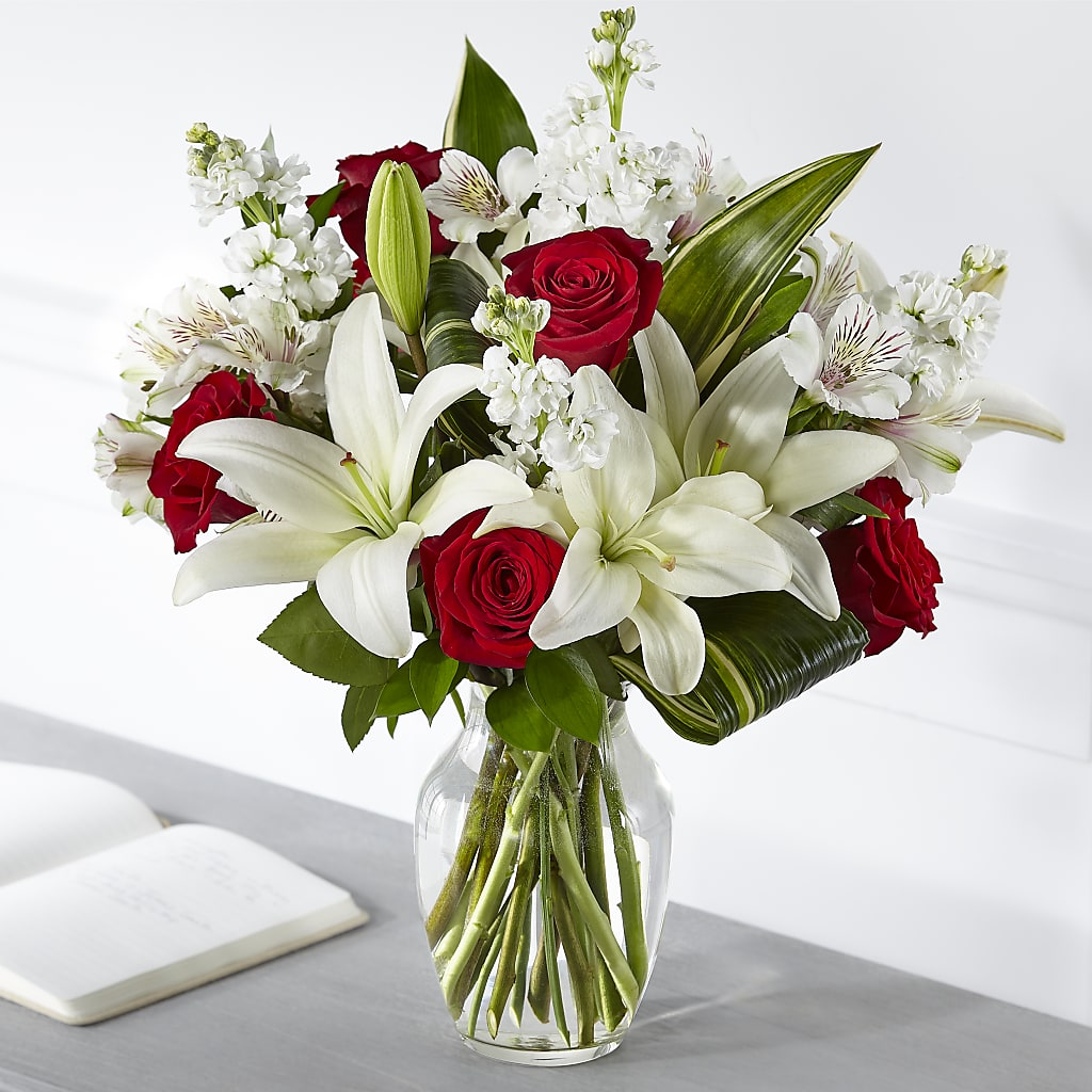 Loving Respect Bouquet – BLOOM FLOWERS & EVENT RENTALS, Corona CA