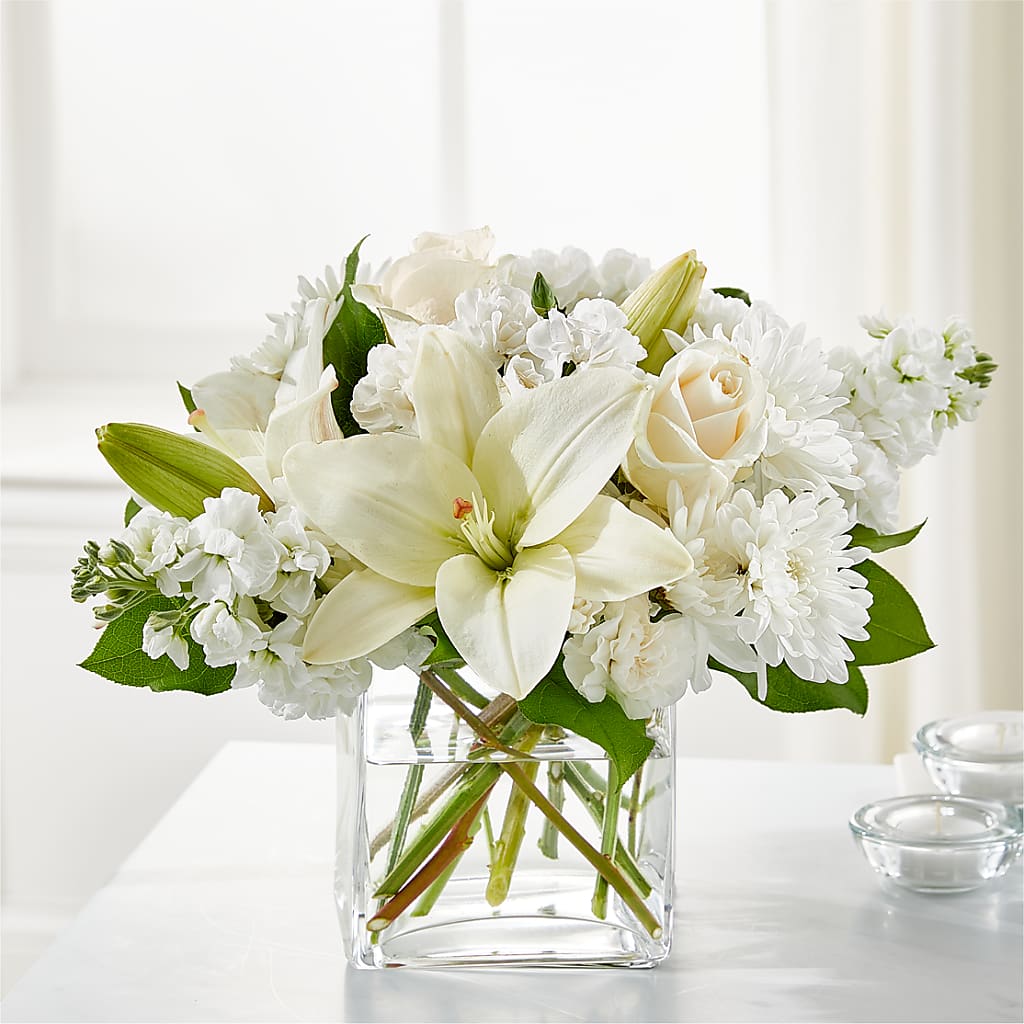 Gentle Breeze Bouquet – BLOOM FLOWERS & EVENT RENTALS, Corona CA