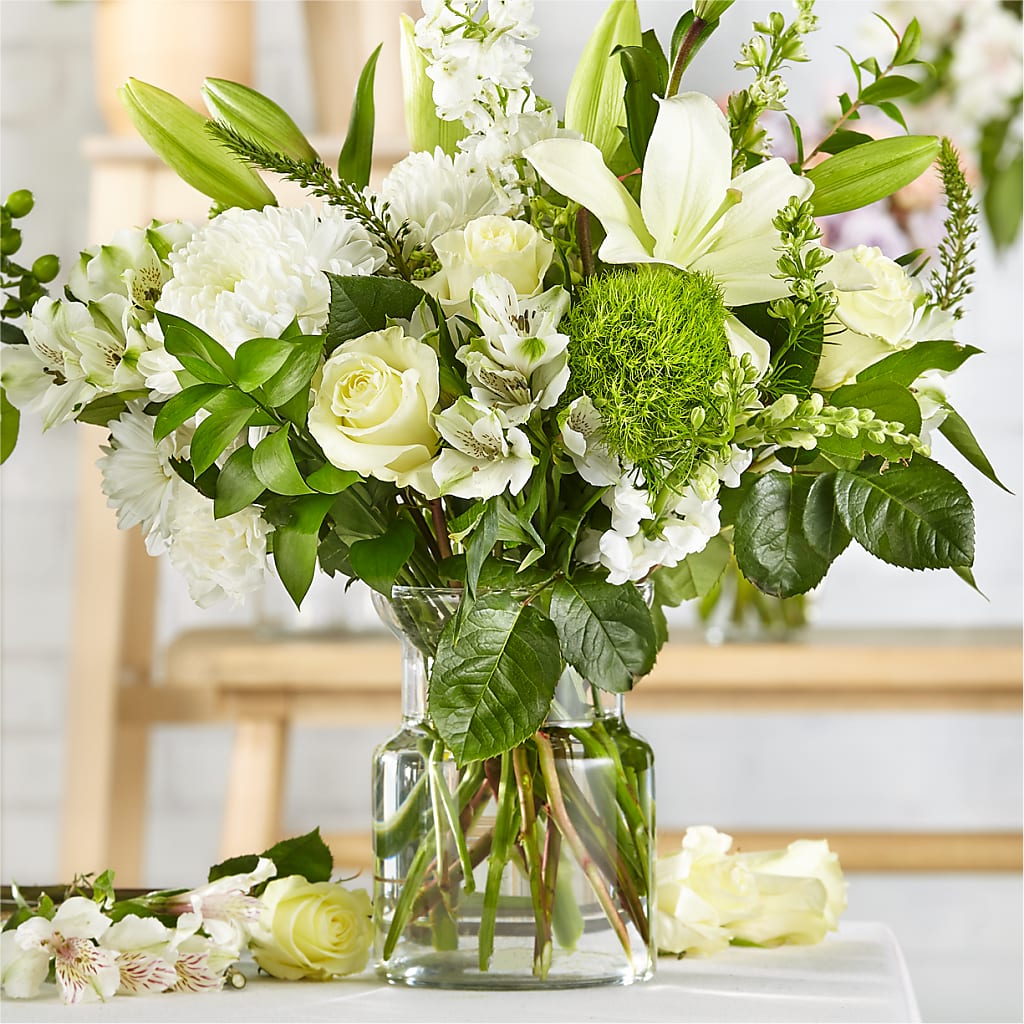 Classic Ivory – A Florist Original – BLOOM FLOWERS & EVENT RENTALS, Corona CA