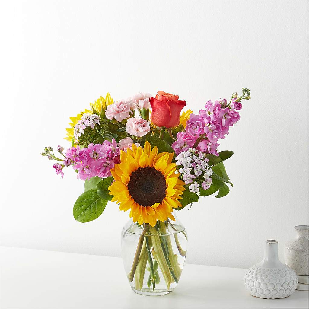 Yellow Brick Road Bouquet – BLOOM FLOWERS & EVENT RENTALS, Corona CA