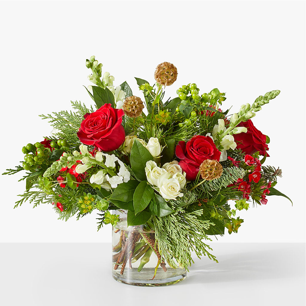 Deck the Halls Bouquet – BLOOM FLOWERS & EVENT RENTALS, Corona CA