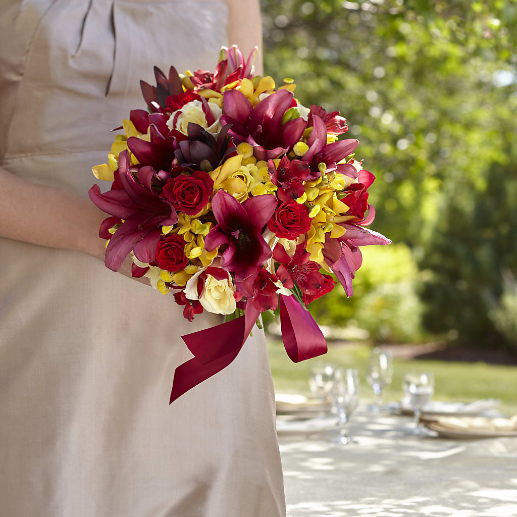 Sunningdale Bouquet – BLOOM FLOWERS & EVENT RENTALS, Corona CA