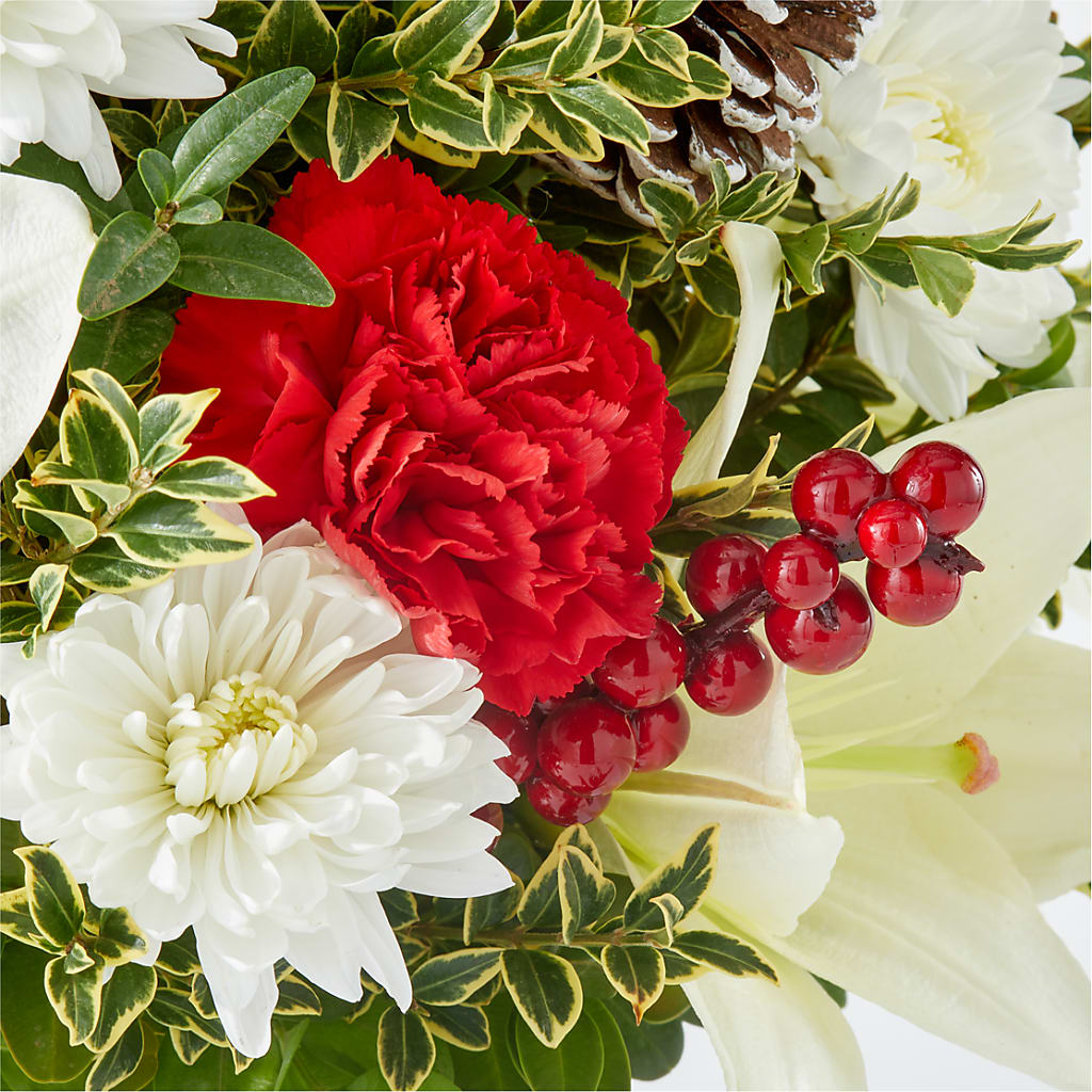 Festive Moments Tree – BLOOM FLOWERS & EVENT RENTALS, Corona CA