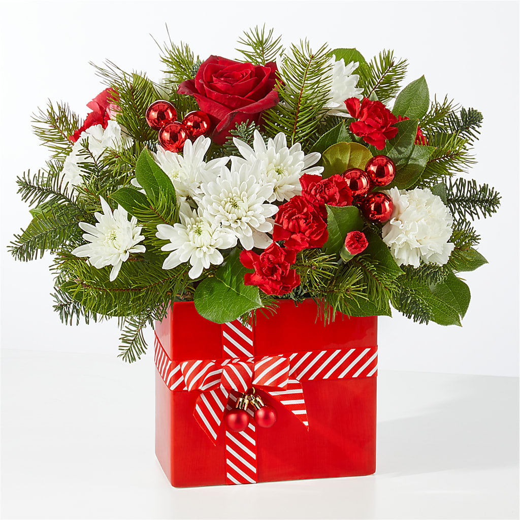 Presents Under the Tree Bouquet – BLOOM FLOWERS & EVENT RENTALS, Corona CA