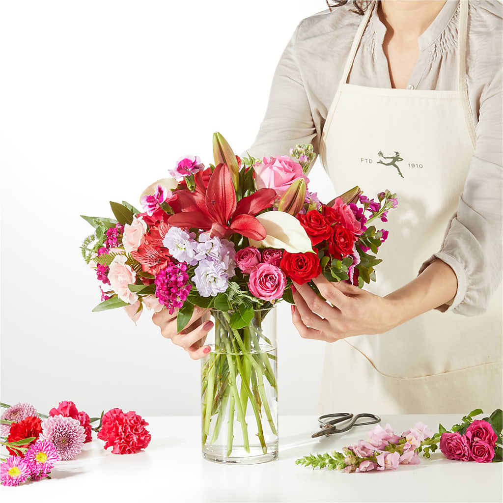 Swooning Over You - A Luxury Florist Original – BLOOM FLOWERS & EVENT RENTALS, Corona CA