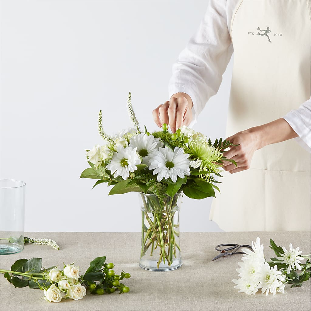 Irish Garden - A Florist Original – BLOOM FLOWERS & EVENT RENTALS, Corona CA