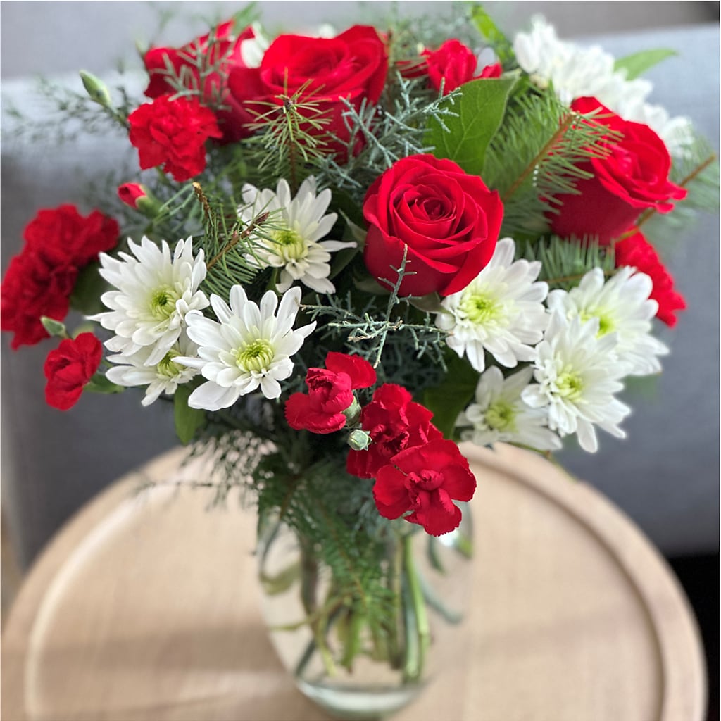 Seasonal Magic Bouquet – BLOOM FLOWERS & EVENT RENTALS, Corona CA