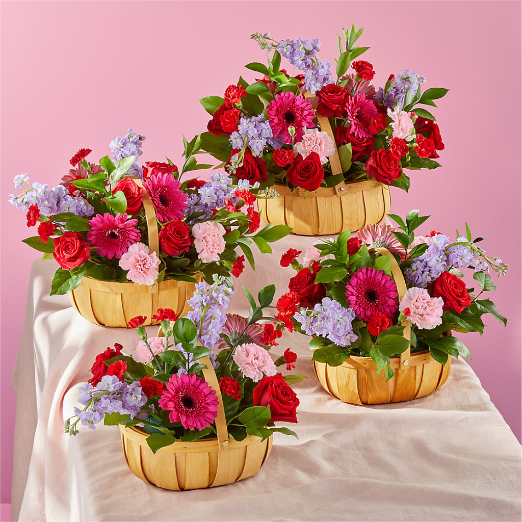 Pink Picnic Basket – BLOOM FLOWERS & EVENT RENTALS, Corona CA