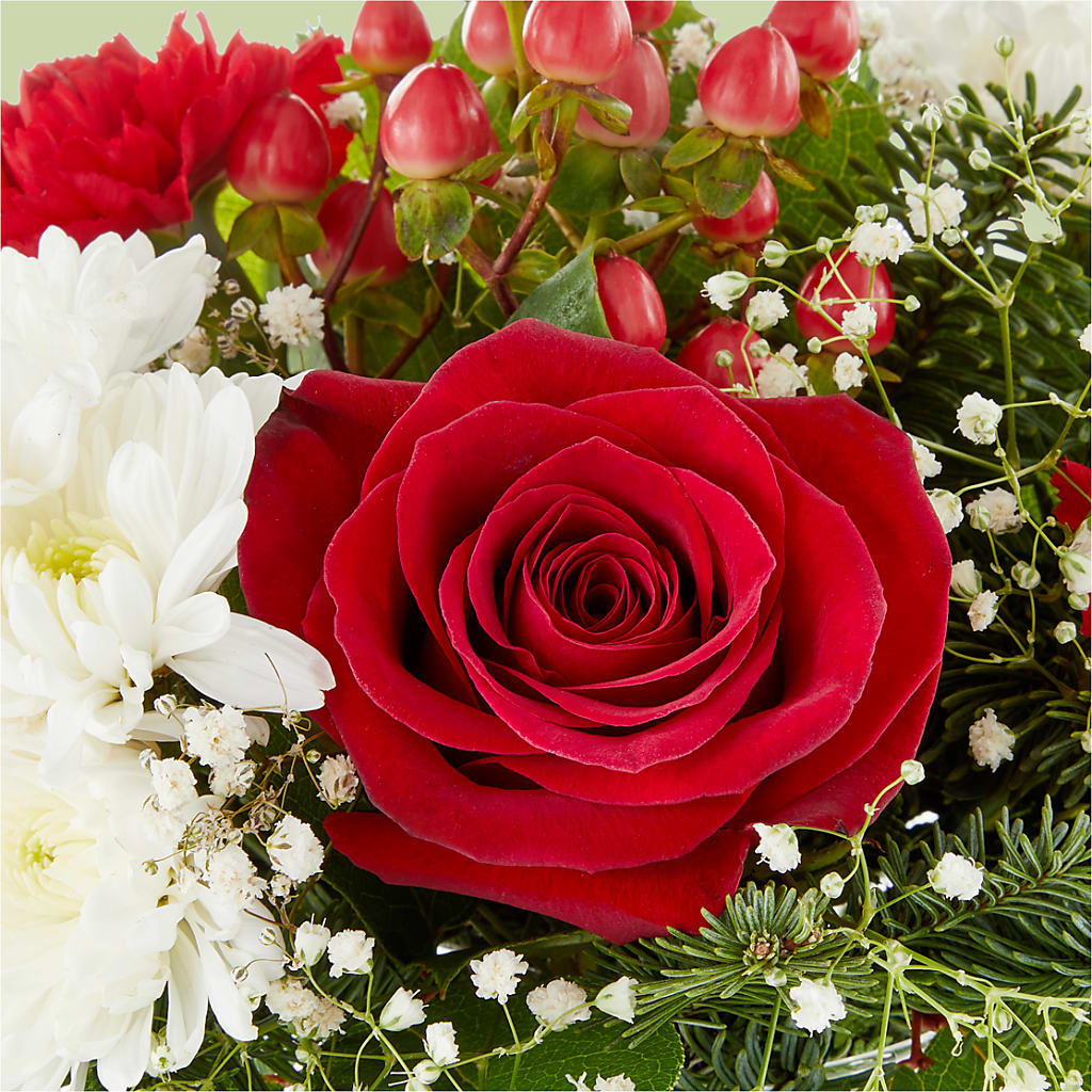 Chance of Flurries Bouquet – BLOOM FLOWERS & EVENT RENTALS, Corona CA