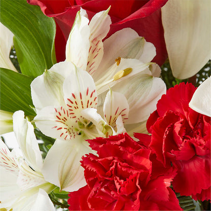 Holiday Season Bouquet – BLOOM FLOWERS & EVENT RENTALS, Corona CA