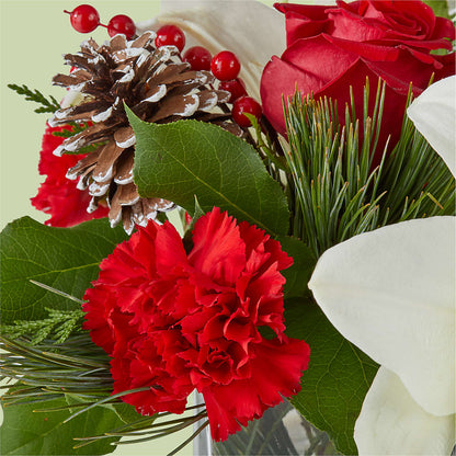 Glistening Icicles Bouquet – BLOOM FLOWERS & EVENT RENTALS, Corona CA