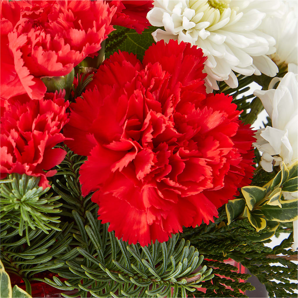 Christmas Market Bouquet – BLOOM FLOWERS & EVENT RENTALS, Corona CA