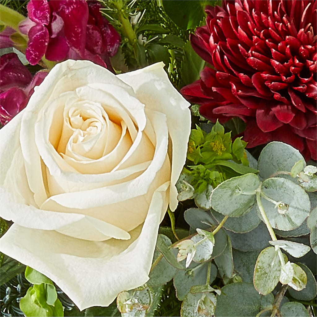 Cranberry Fizz Bouquet – BLOOM FLOWERS & EVENT RENTALS, Corona CA